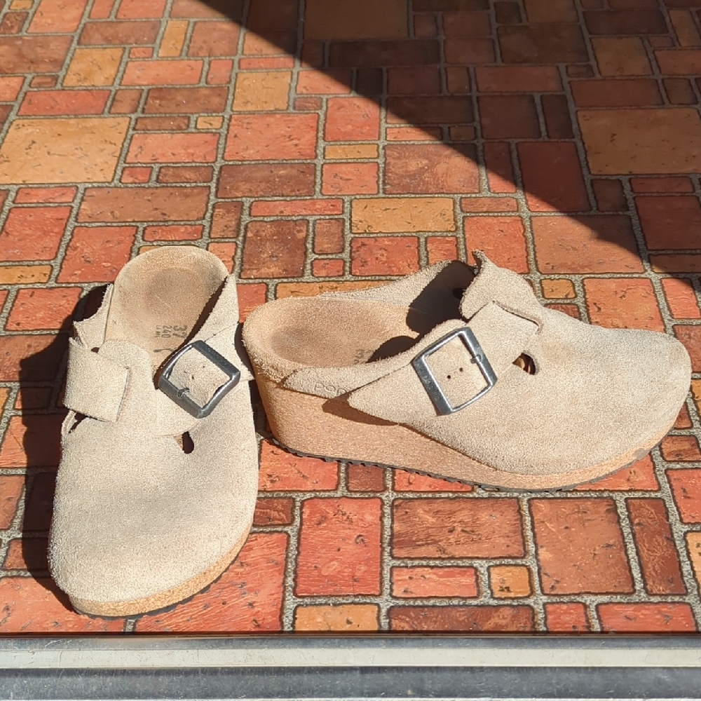 Papillio Tan Mules with Contoured Footbed